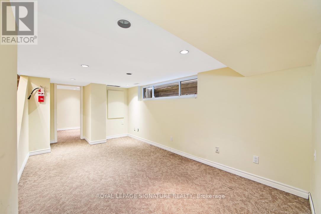 136 Trafalgar Road, Oakville, Ontario  L6J 3G5 - Photo 18 - W13004268