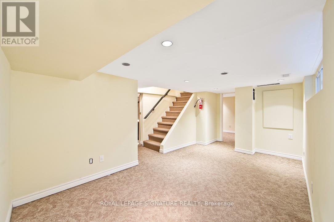 136 Trafalgar Road, Oakville, Ontario  L6J 3G5 - Photo 19 - W13004268