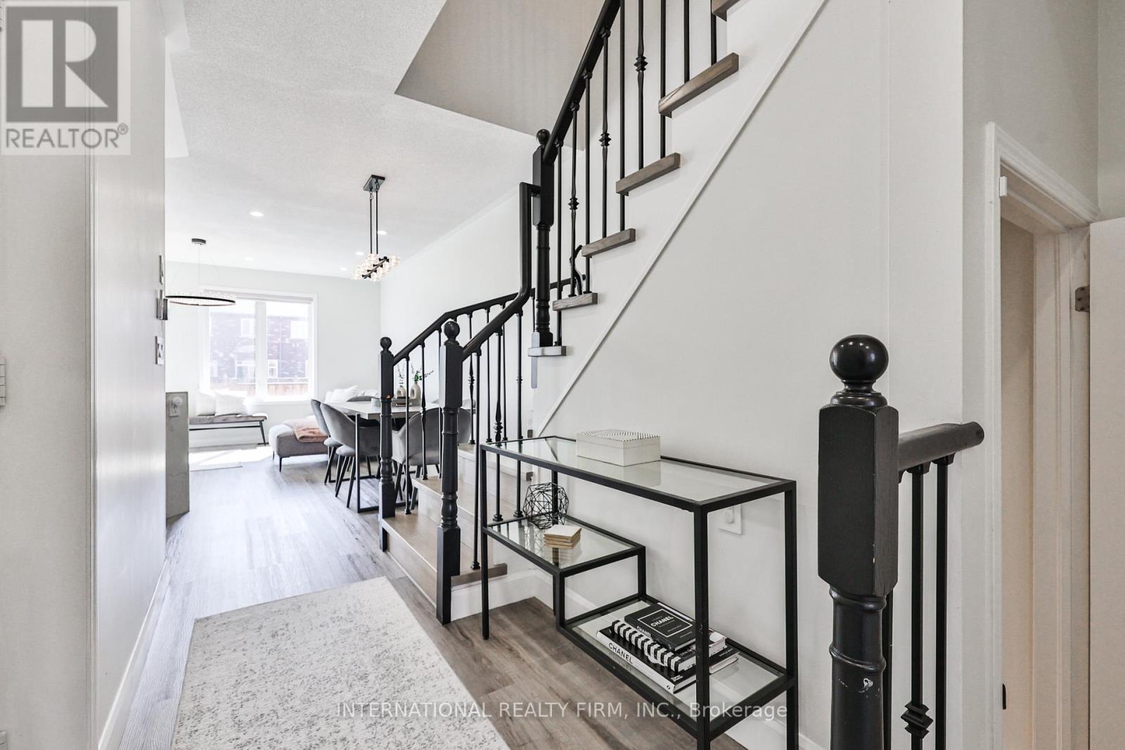 40 - 651 Farmstead Drive, Milton, Ontario  L9T 7W2 - Photo 5 - W13004292