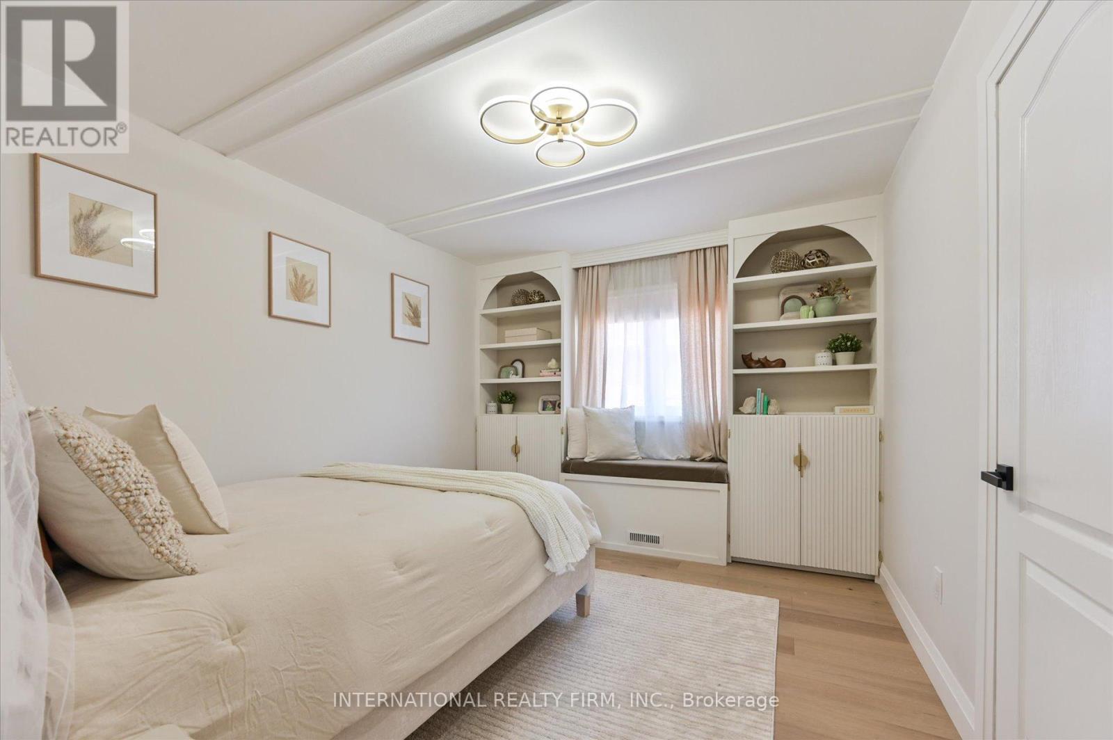 7337 Sandhurst Drive, Mississauga, Ontario  L5N 7G7 - Photo 13 - W13004300