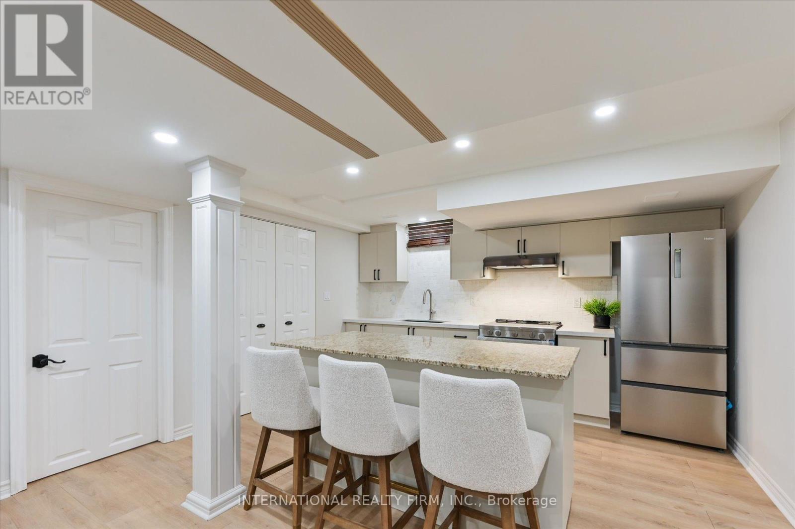 7337 Sandhurst Drive, Mississauga, Ontario  L5N 7G7 - Photo 17 - W13004300