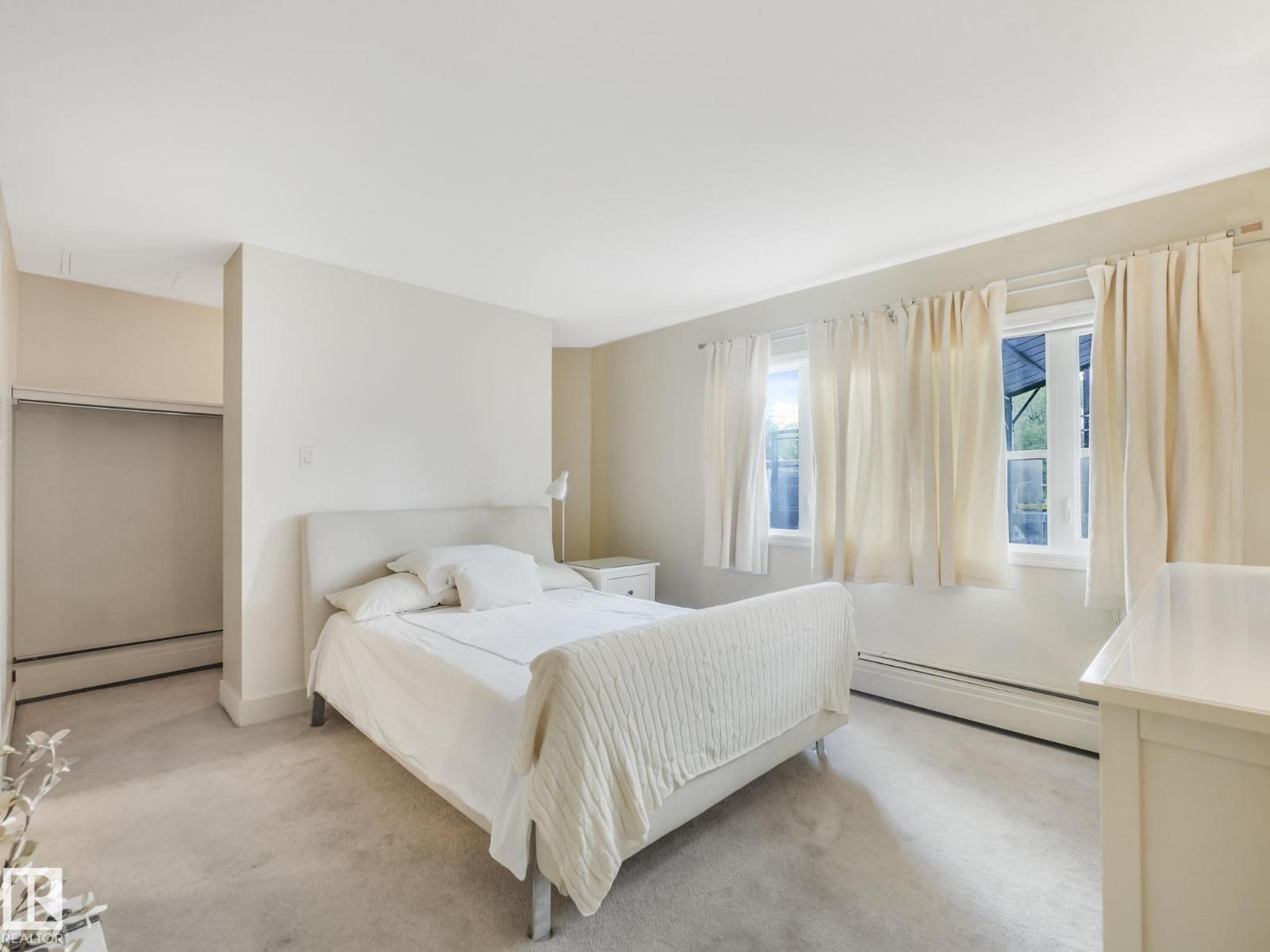 #102 9715 110 St Nw, Edmonton, Alberta  T5K 2M1 - Photo 11 - E4482461