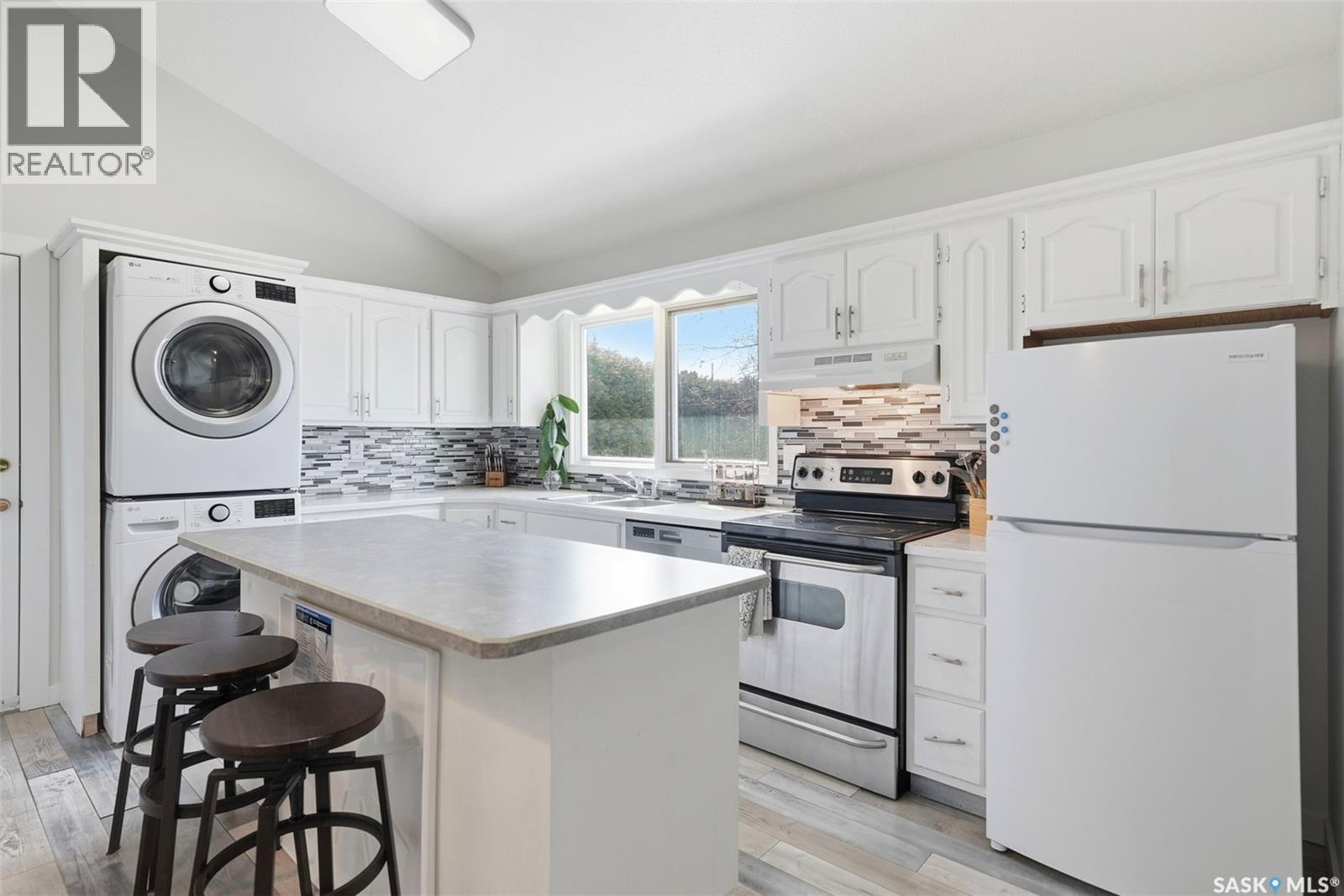 27 Lindsay Drive, Saskatoon, Saskatchewan  S7H 3E2 - Photo 12 - SK032920