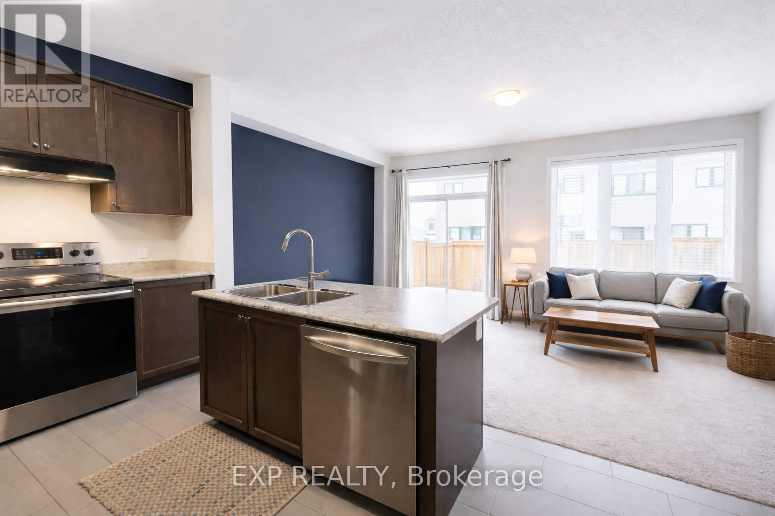 40 Patterson Drive, Haldimand, Ontario  N3W 0B8 - Photo 2 - X13004302