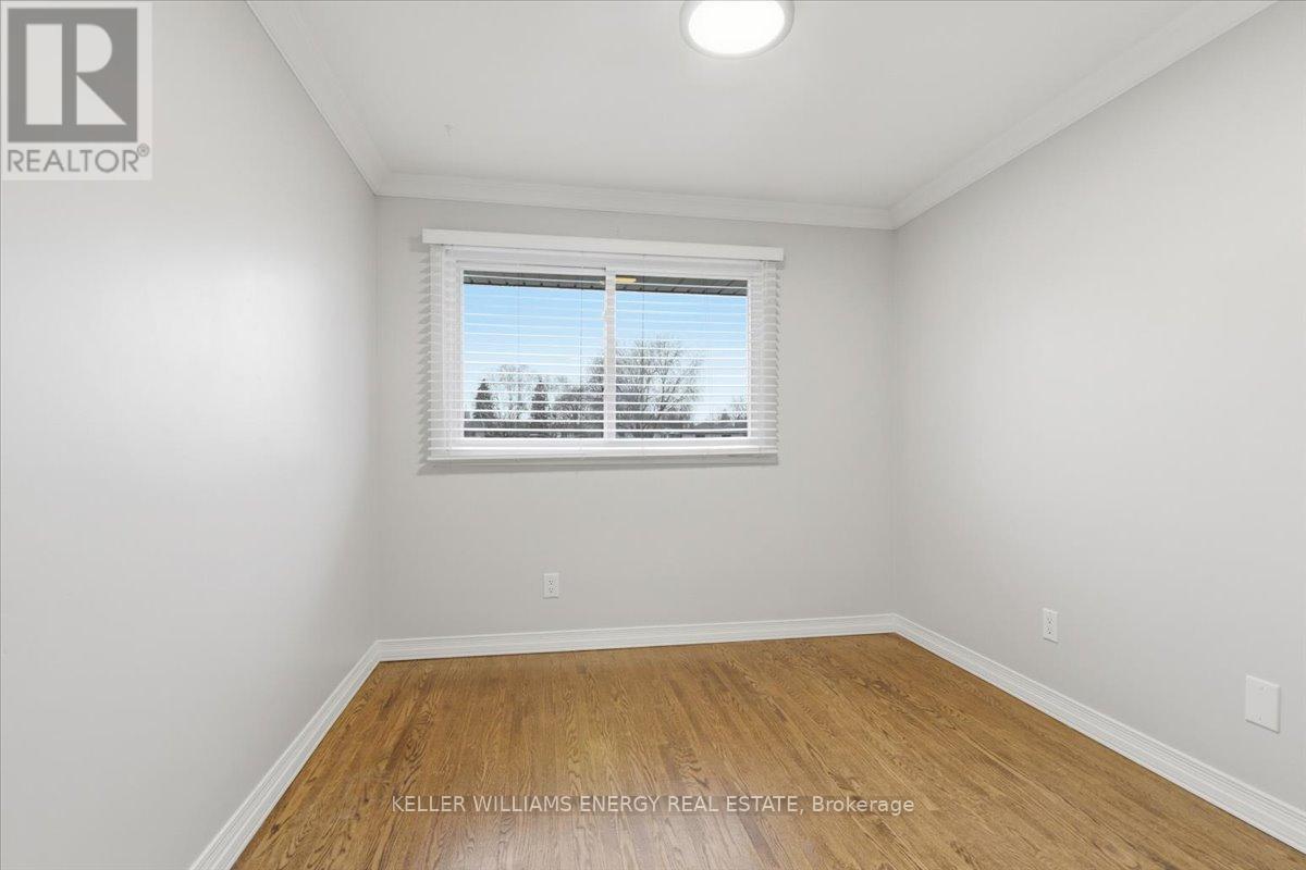 317 Central Park Boulevard N, Oshawa, Ontario  L1G 5Z5 - Photo 11 - E13004358