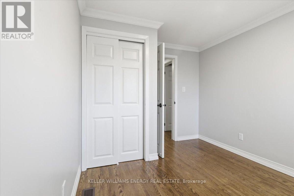 317 Central Park Boulevard N, Oshawa, Ontario  L1G 5Z5 - Photo 12 - E13004358