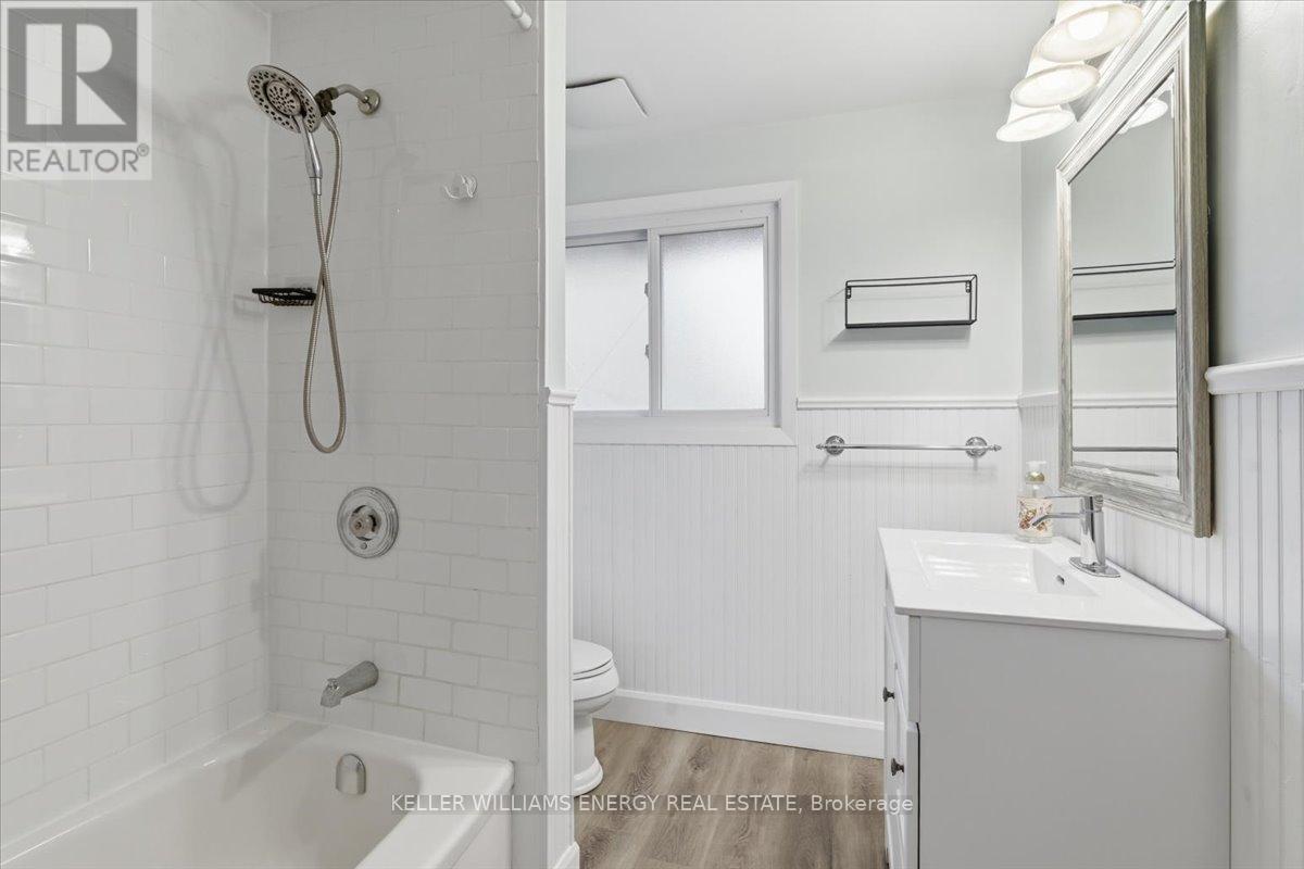 317 Central Park Boulevard N, Oshawa, Ontario  L1G 5Z5 - Photo 14 - E13004358