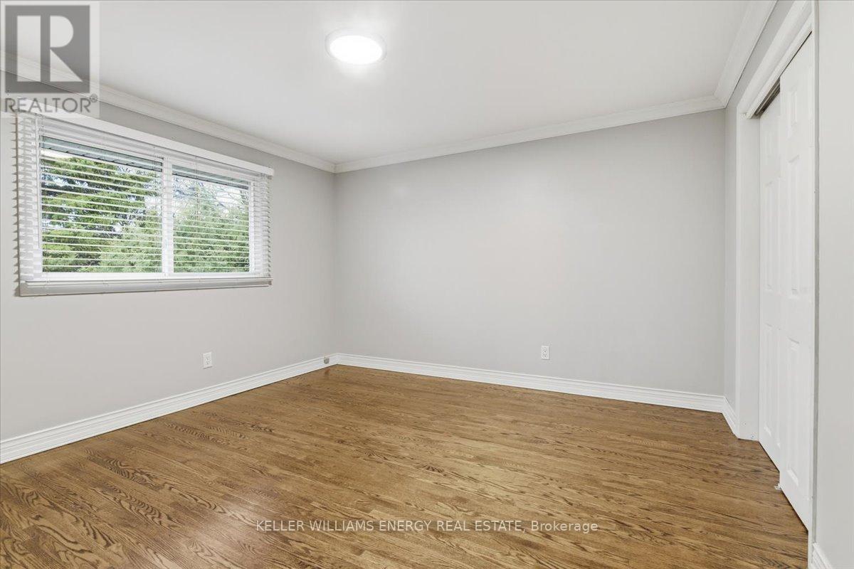 317 Central Park Boulevard N, Oshawa, Ontario  L1G 5Z5 - Photo 7 - E13004358