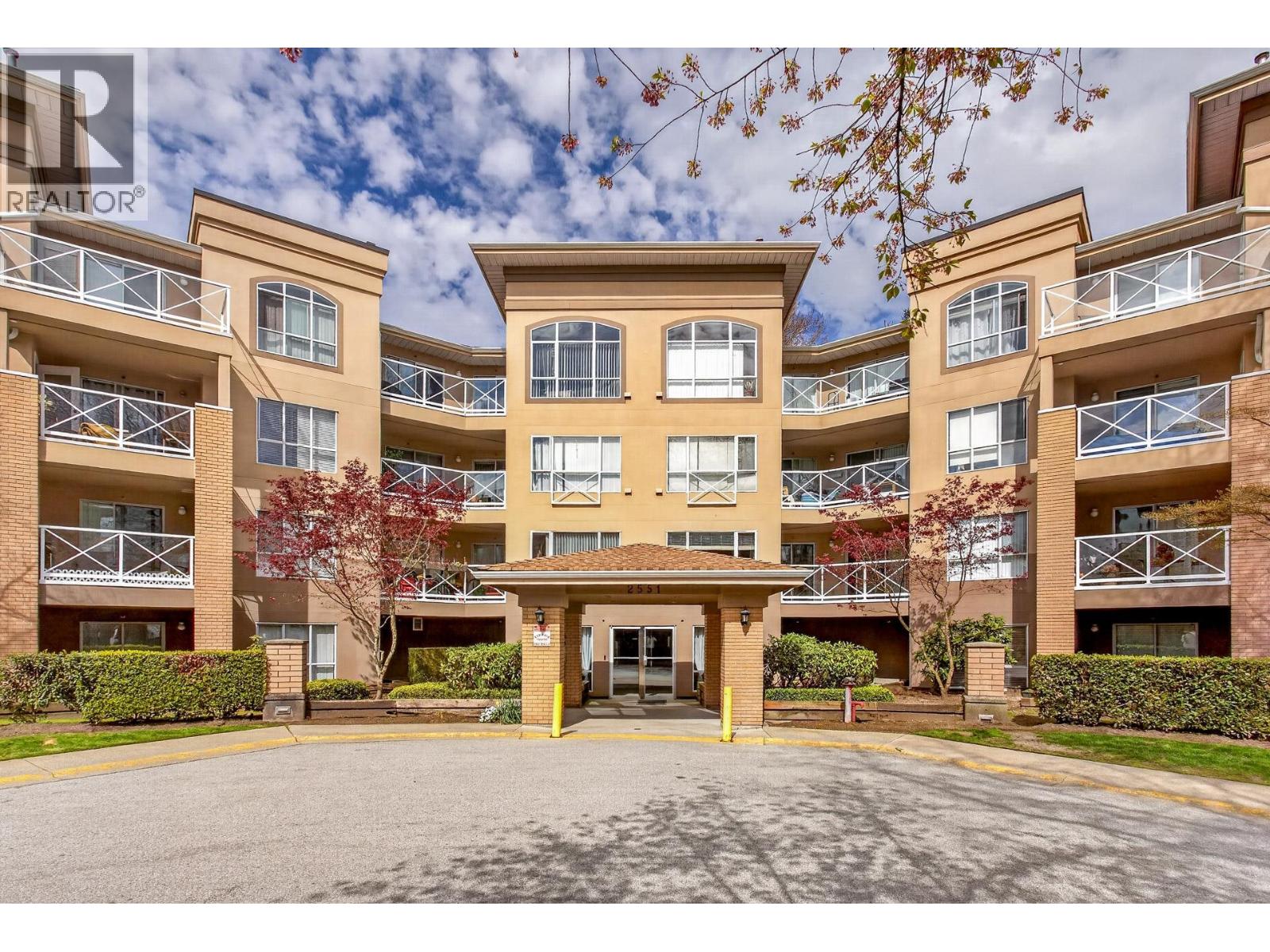 313 2551 Parkview Lane, Port Coquitlam, British Columbia  V3C 6J8 - Photo 2 - R3110189