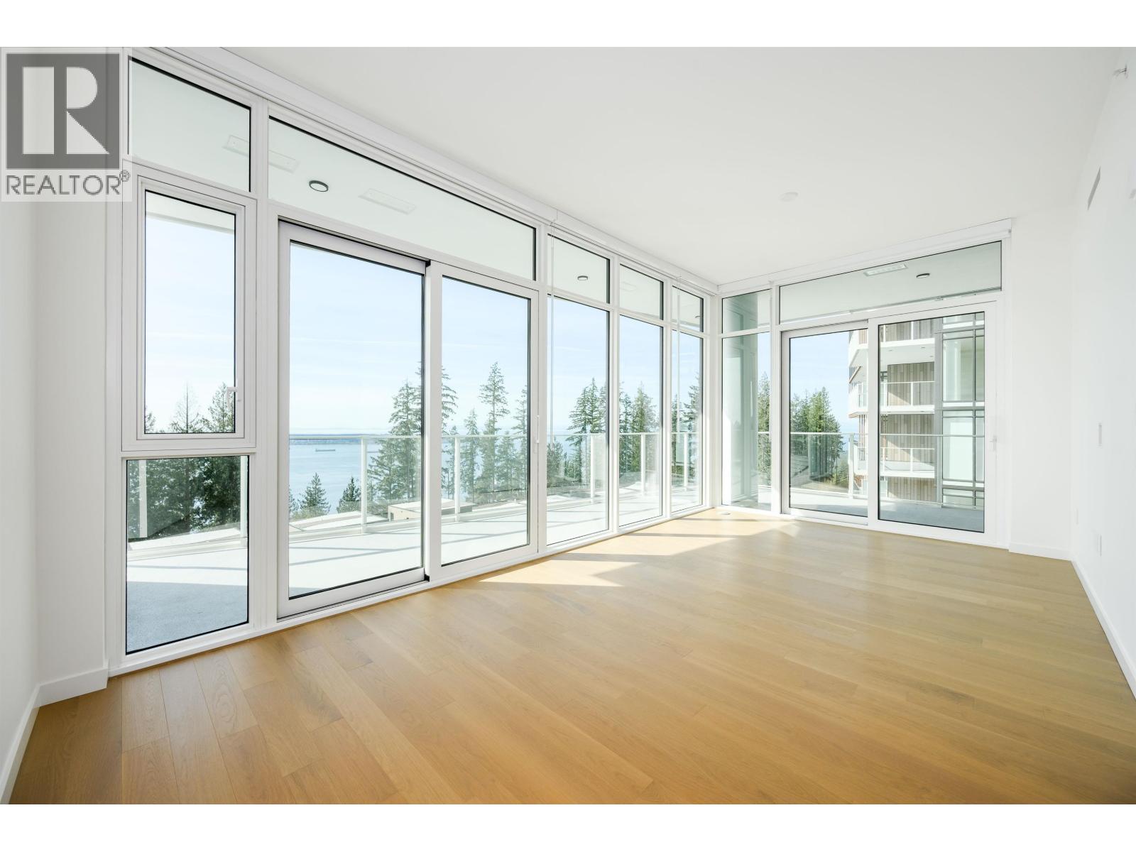 605 3963 Uplands Way, West Vancouver, British Columbia  V7S 0B6 - Photo 4 - R3108633