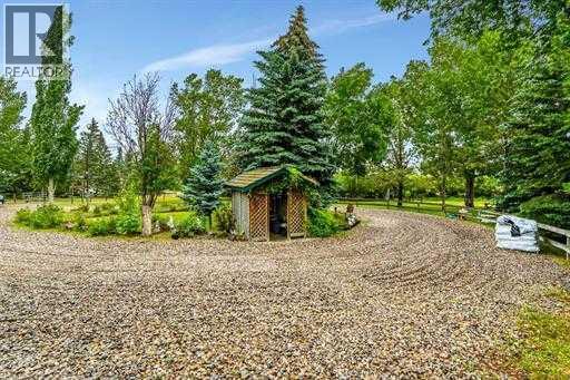 240 Essex Street, Carbon, Alberta  T0M 0L0 - Photo 44 - A2295860