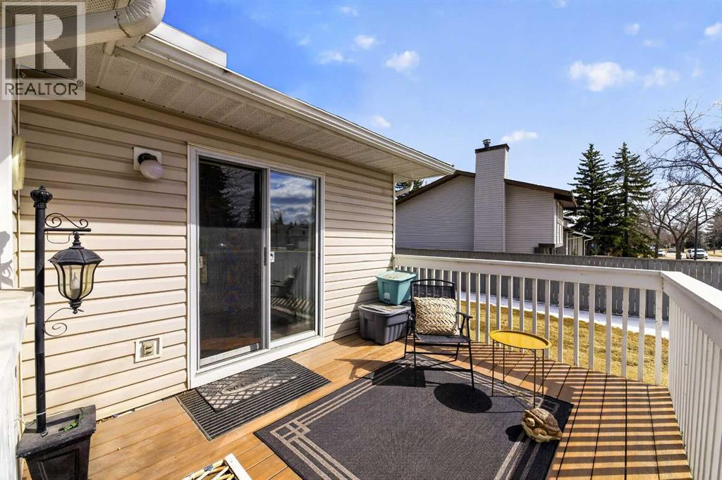 24 Deer Ridge Close SE, Calgary, Alberta  T2J 7C2 - Photo 15 - A2300719