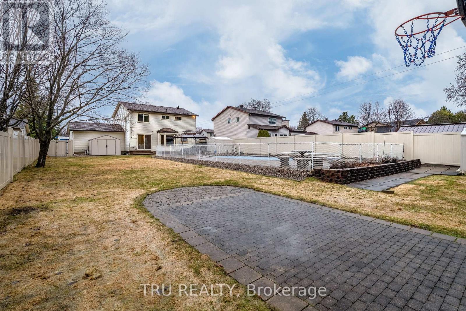 256 Hoylake Crescent, Ottawa, Ontario  K1E 2M8 - Photo 39 - X13004376