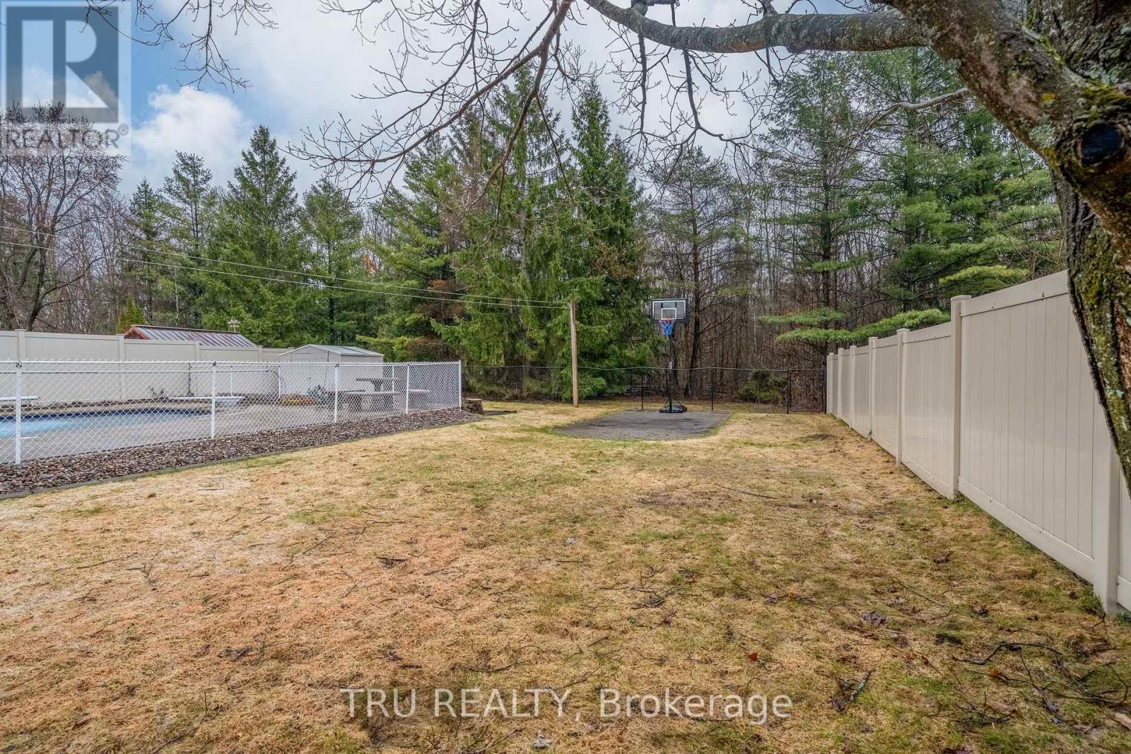 256 Hoylake Crescent, Ottawa, Ontario  K1E 2M8 - Photo 40 - X13004376