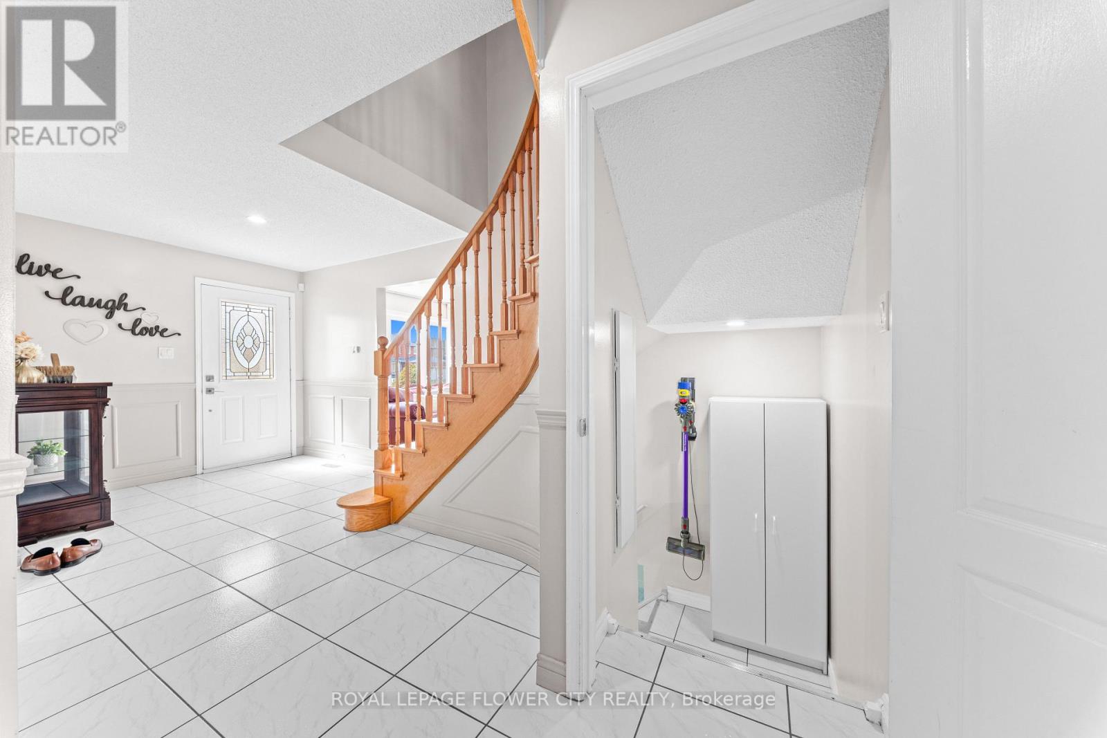 60 Newgreen Crescent, Brampton, Ontario  L6S 4Y5 - Photo 32 - W12827762