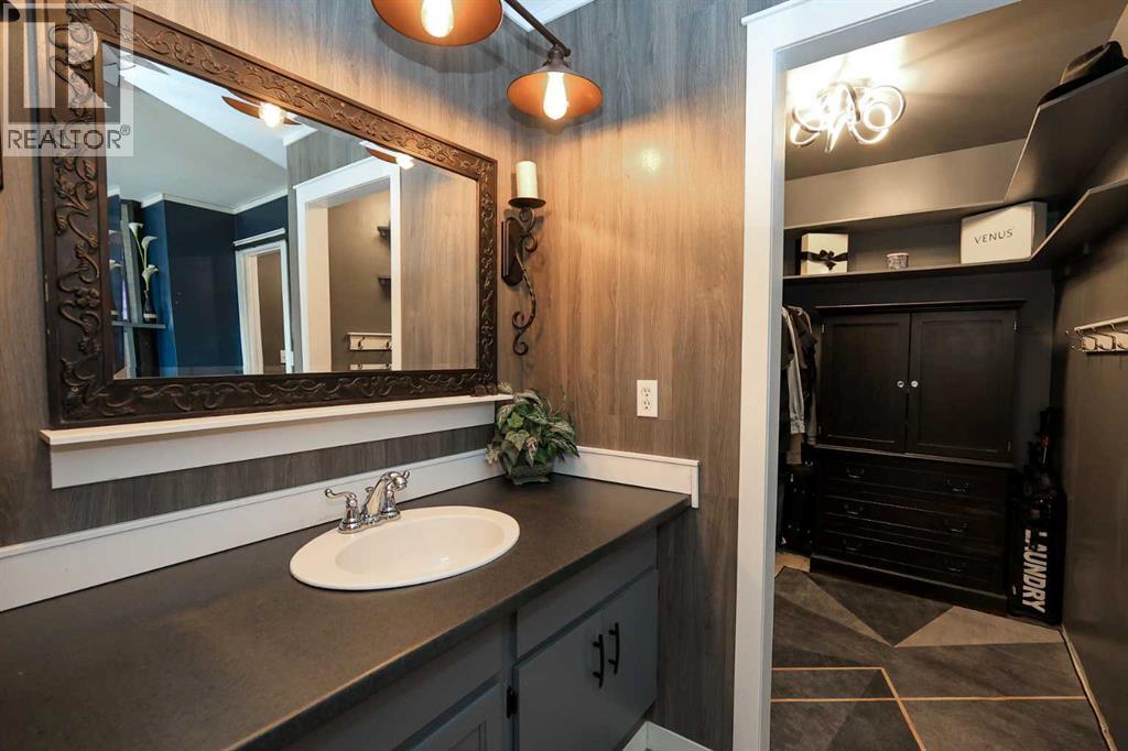 25 Kee Close, Red Deer, Alberta  T4P 3M4 - Photo 22 - A2302272