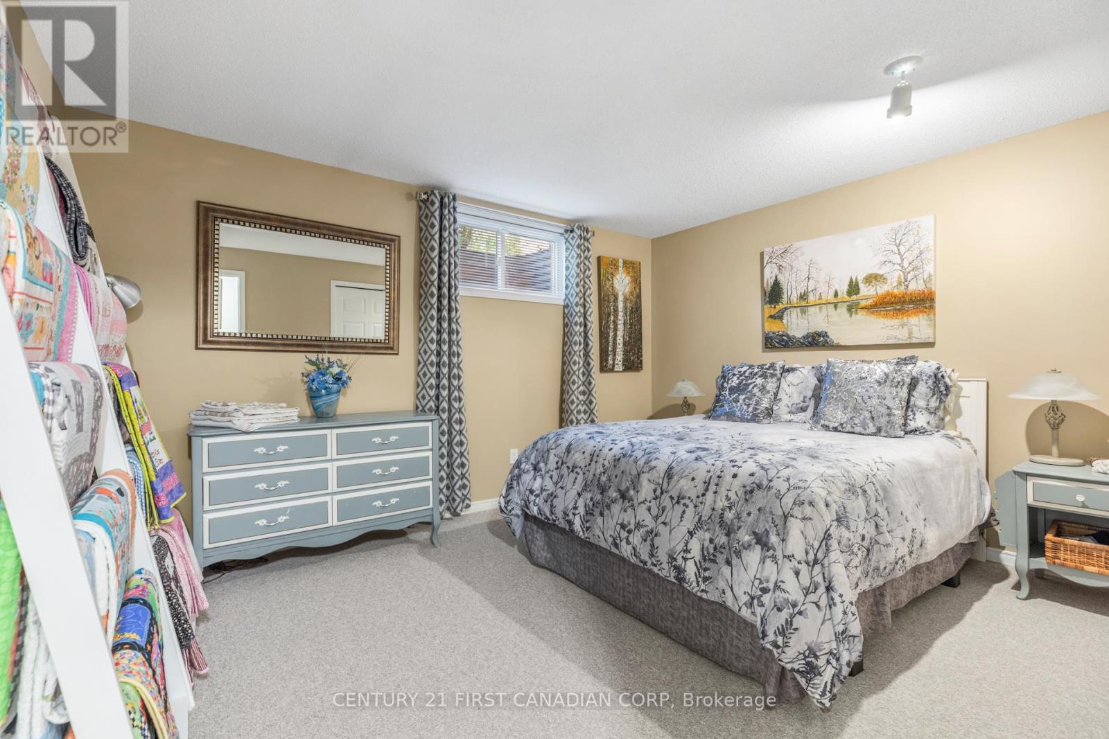 Photo 21 of 33 for 1 - 205 North Centre Road