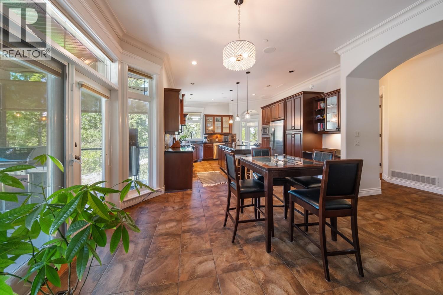 2615 Harvard Road, Kelowna, British Columbia  V1W 4C2 - Photo 26 - 10377137