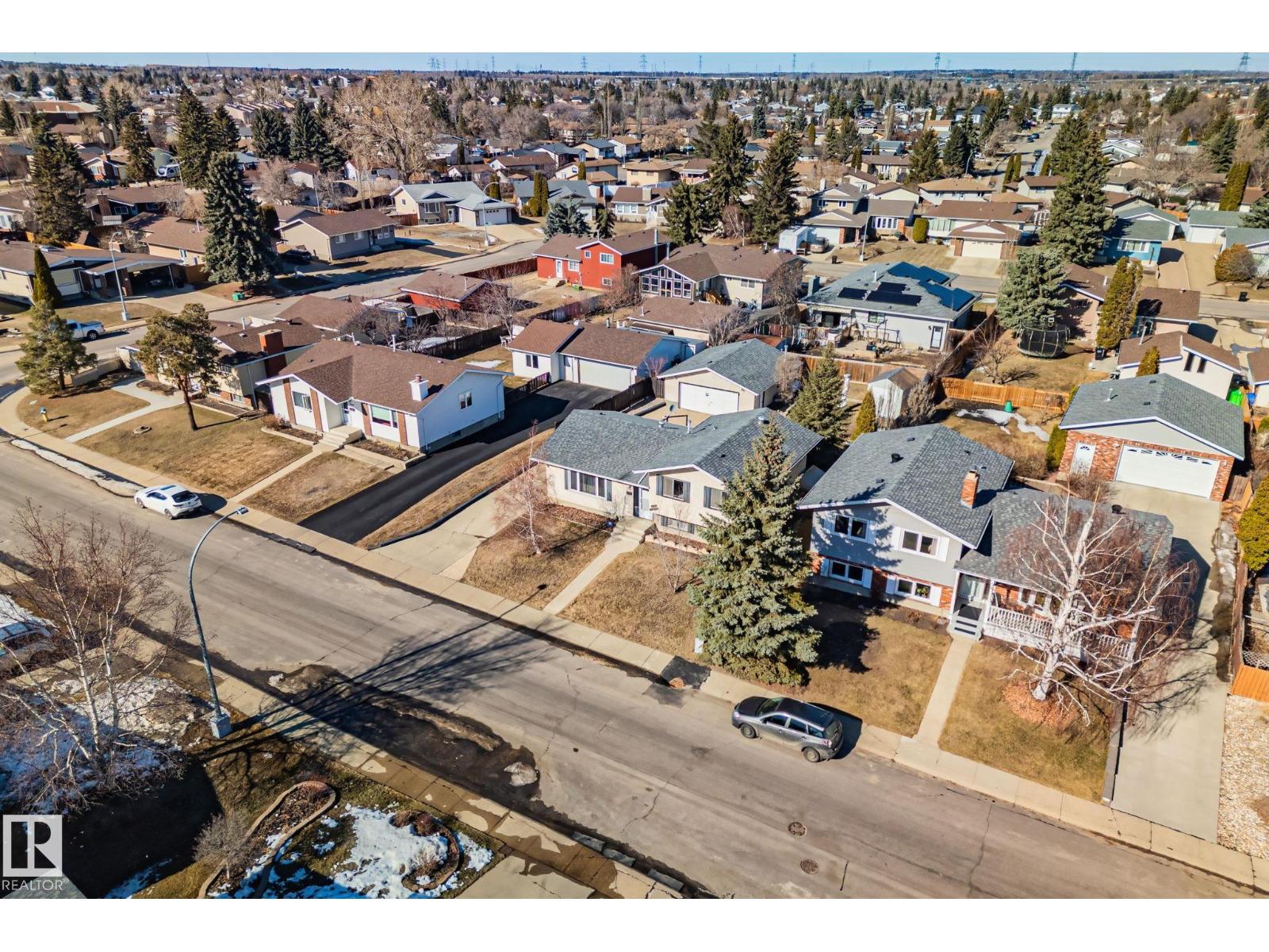 2016 138 Av Nw, Edmonton, Alberta  T5Y 1K6 - Photo 52 - E4482462