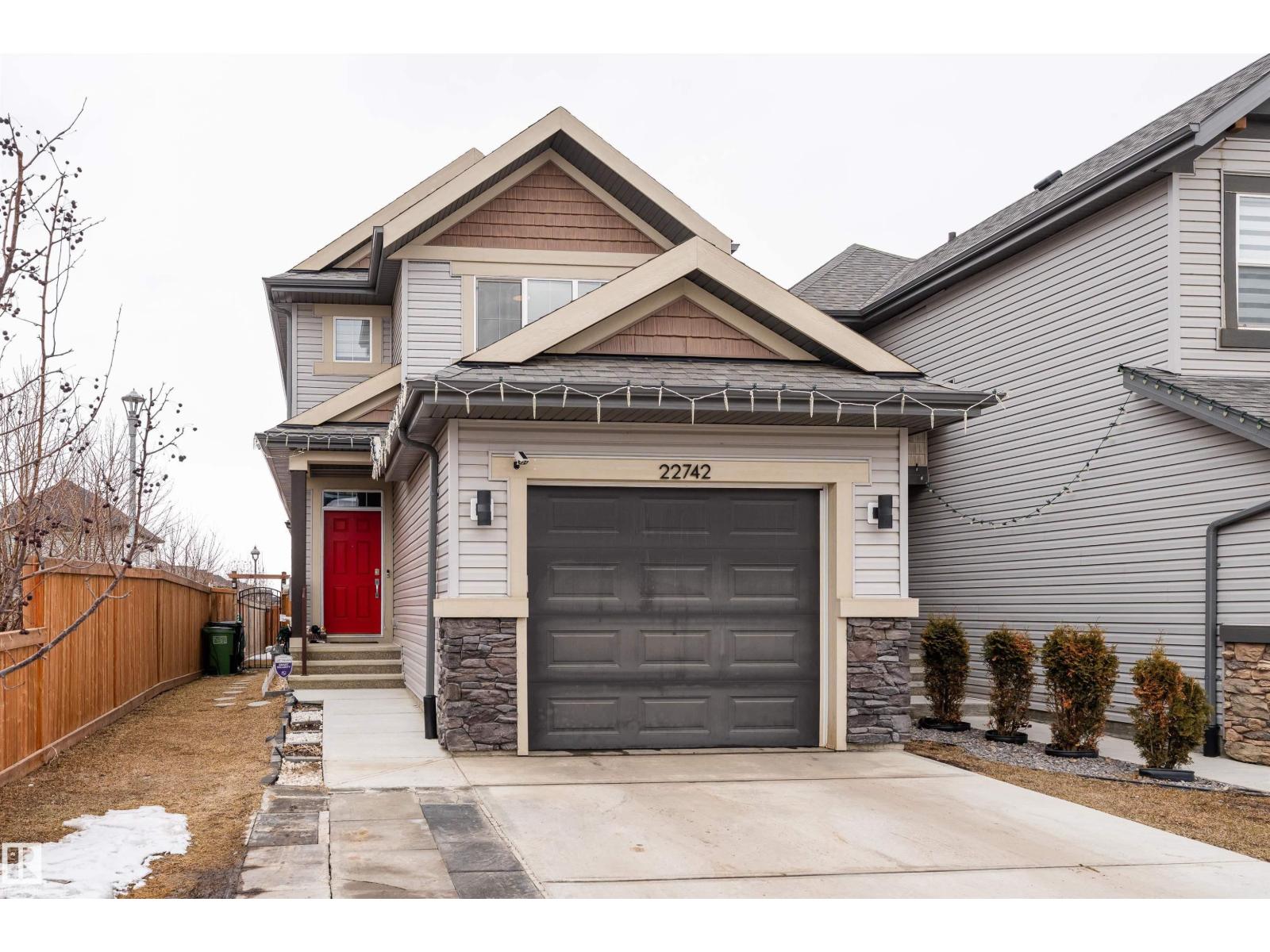 22742 95A AVE NW, edmonton, Alberta