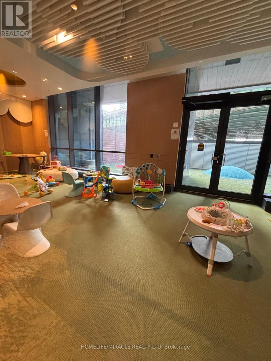 712 - 19 Bathurst Street, Toronto, Ontario  M5V 0N2 - Photo 17 - C13004338