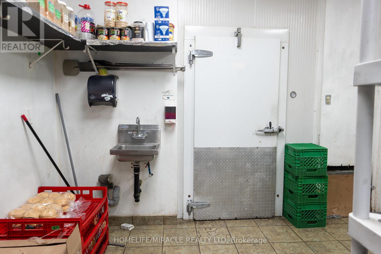 671 Markham Road, Toronto, Ontario  M1H 2A4 - Photo 38 - E13004346