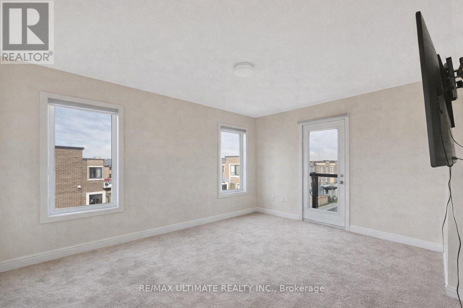 2632 Castlegate Crossing Drive, Pickering, Ontario  L1X 0H6 - Photo 5 - E13004356