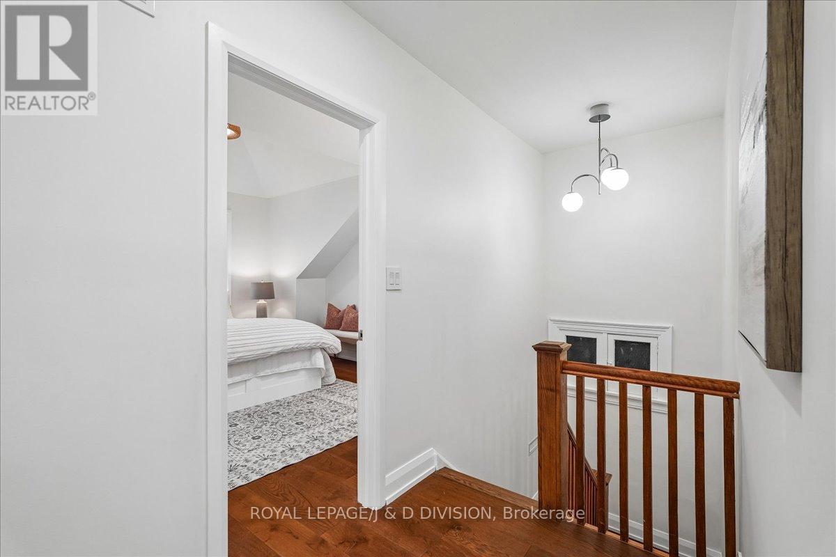 159 Ranleigh Avenue, Toronto, Ontario  M4N 1X2 - Photo 15 - C12979036