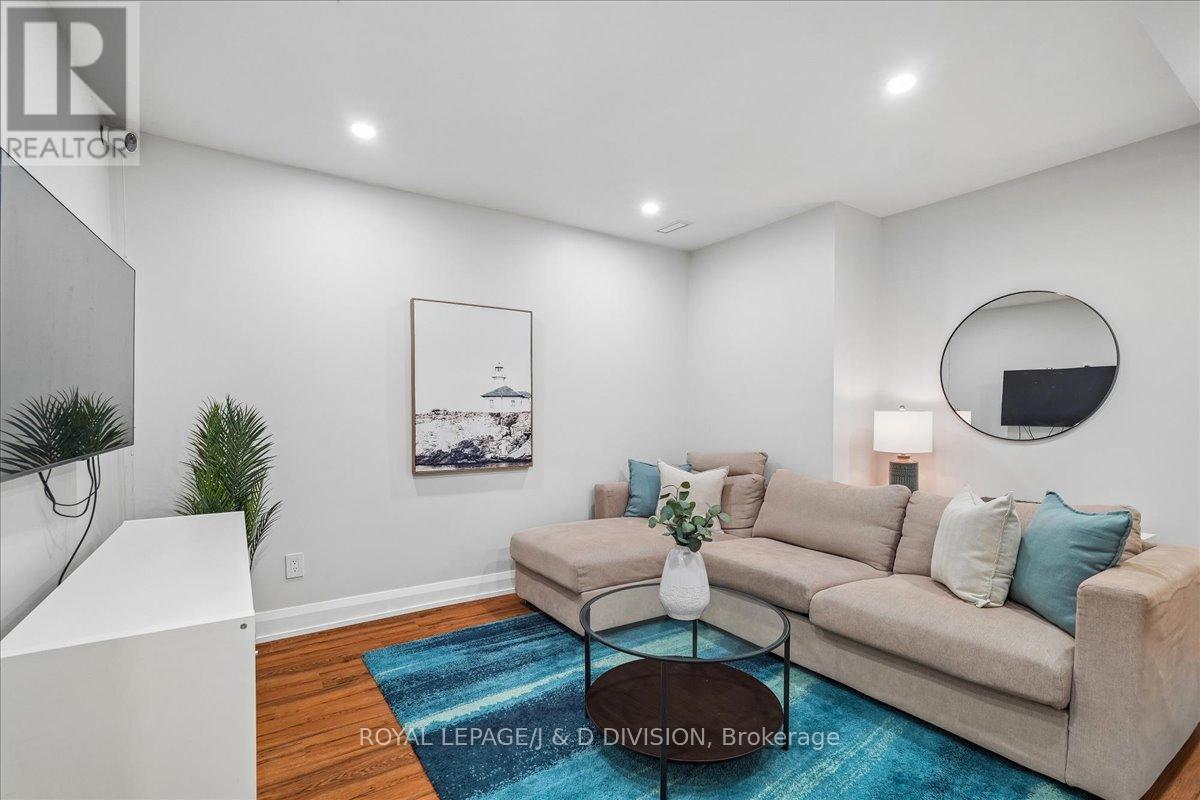 159 Ranleigh Avenue, Toronto, Ontario  M4N 1X2 - Photo 24 - C12979036