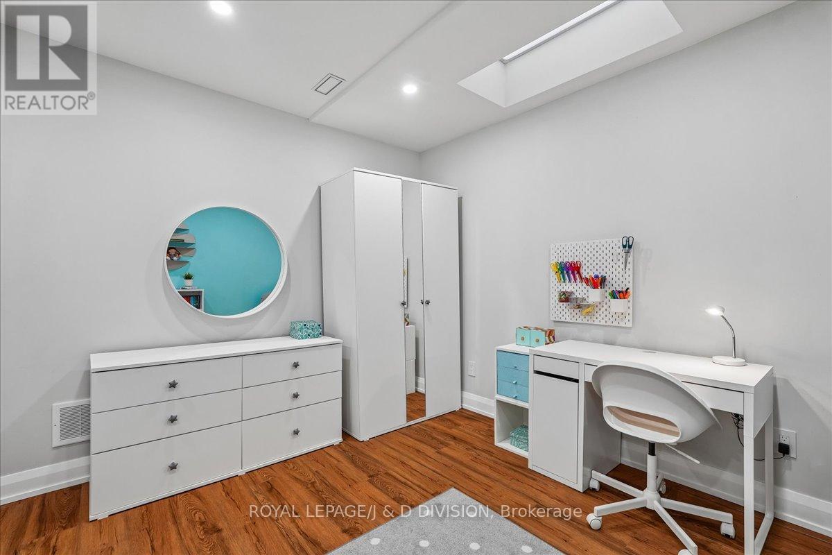 159 Ranleigh Avenue, Toronto, Ontario  M4N 1X2 - Photo 27 - C12979036