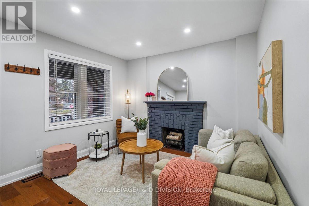 159 Ranleigh Avenue, Toronto, Ontario  M4N 1X2 - Photo 6 - C12979036