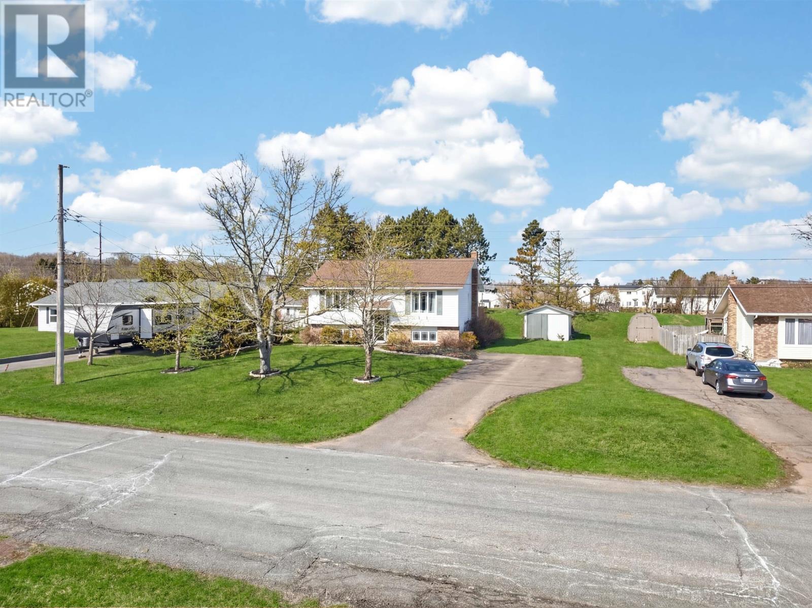 42 Callbeck Crest, Charlottetown, Prince Edward Island  C1A 8T7 - Photo 2 - 202607530