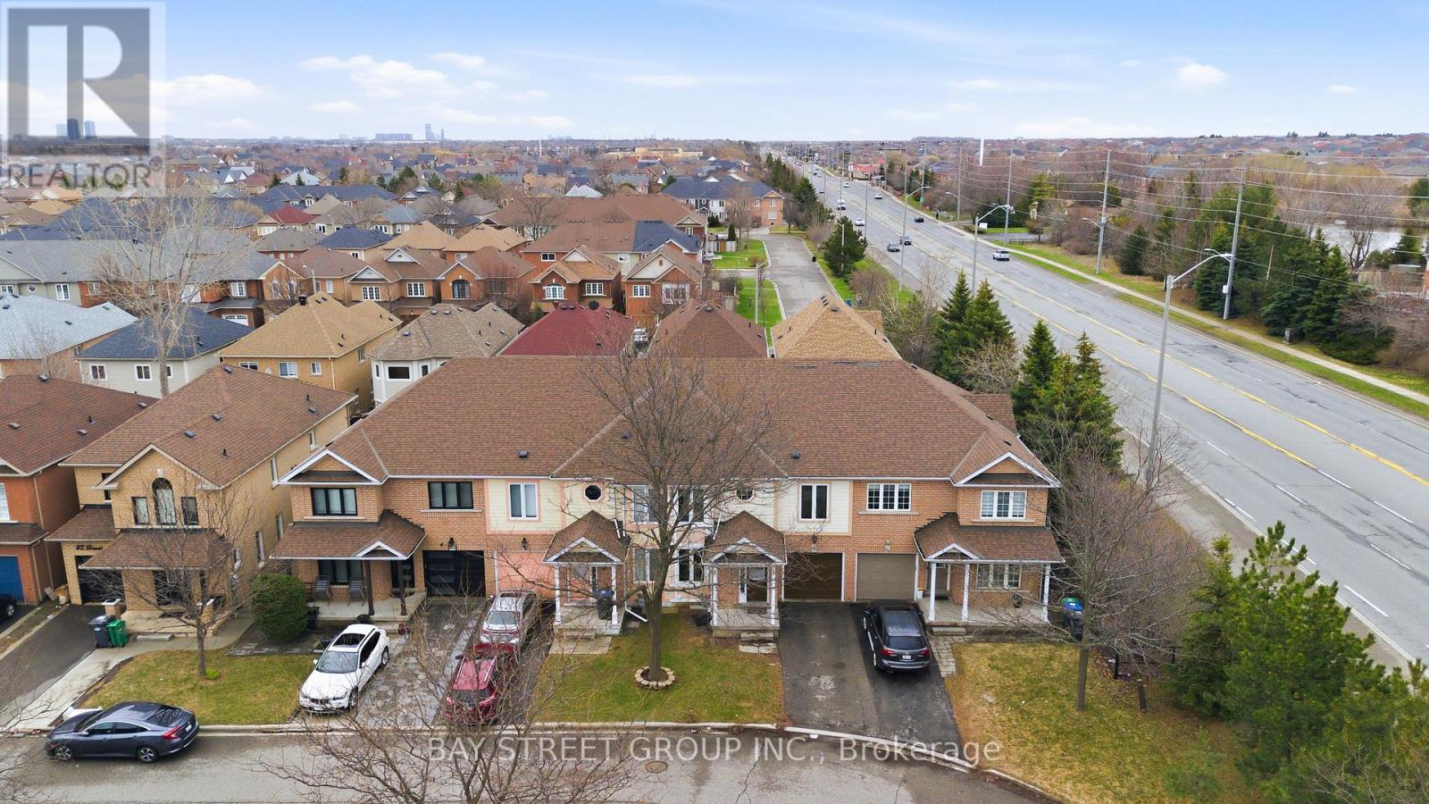 48 HEARTLEAF CRESCENT, Brampton, Ontario