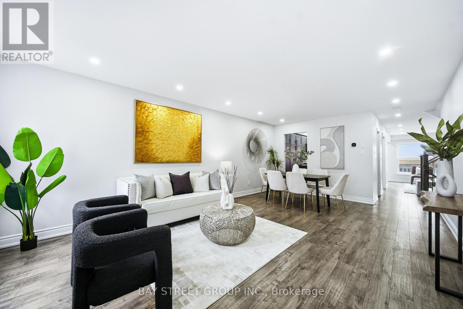 48 Heartleaf Crescent, Brampton, Ontario  L7A 2B7 - Photo 6 - W13004316