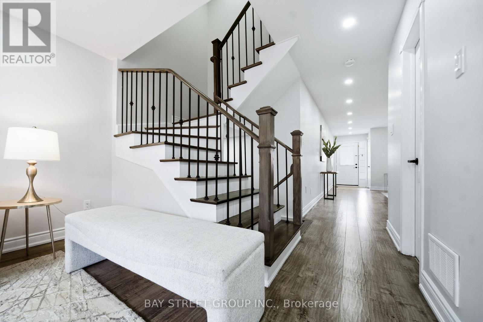 48 Heartleaf Crescent, Brampton, Ontario  L7A 2B7 - Photo 9 - W13004316