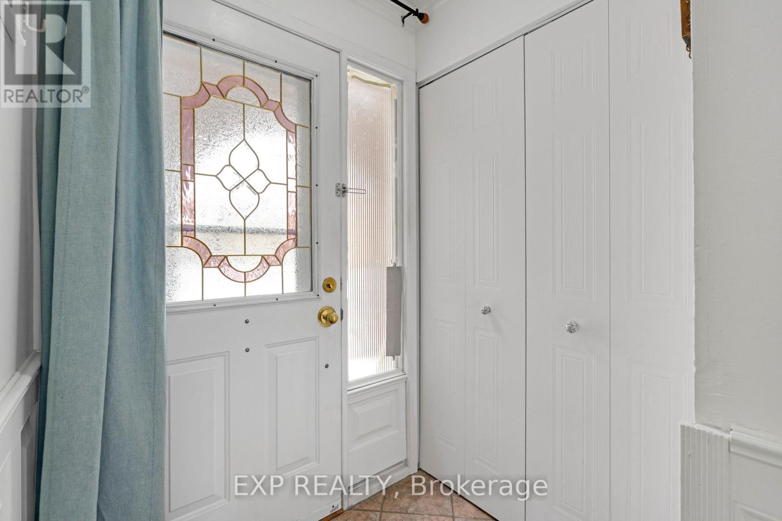 4 - 1180 Mississauga Valley Boulevard, Mississauga, Ontario  L5A 3M9 - Photo 2 - W13004318