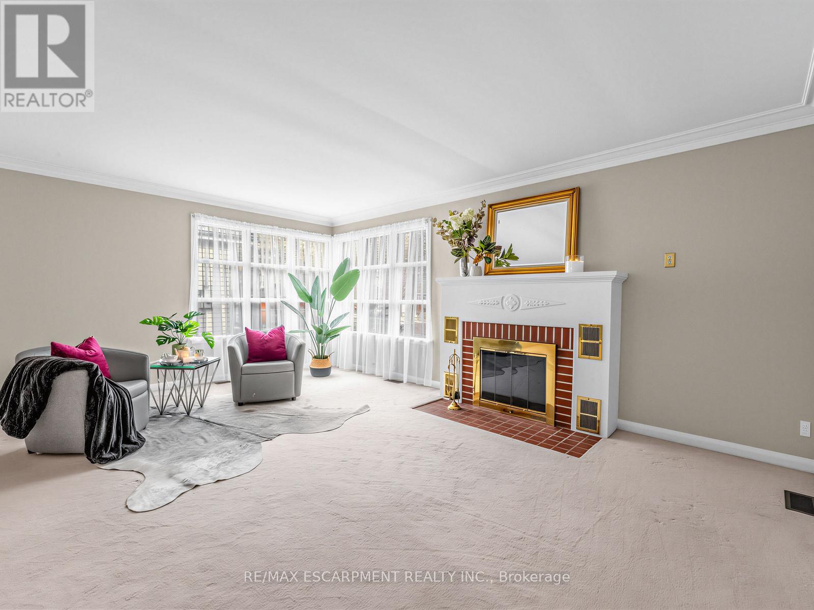 33 Mill Street S, Brampton, Ontario  L6Y 1S7 - Photo 4 - W13004328