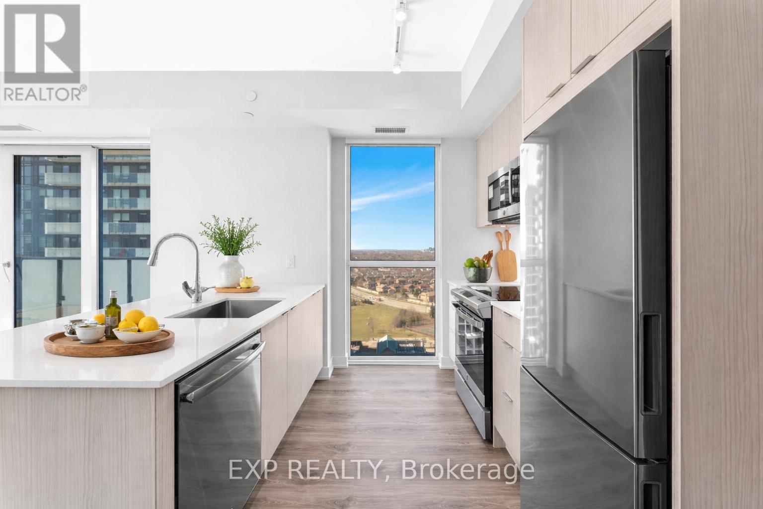 Unit 1406 - 430 Square One Drive, Mississauga, Ontario  L5B 0L6 - Photo 7 - W13004348