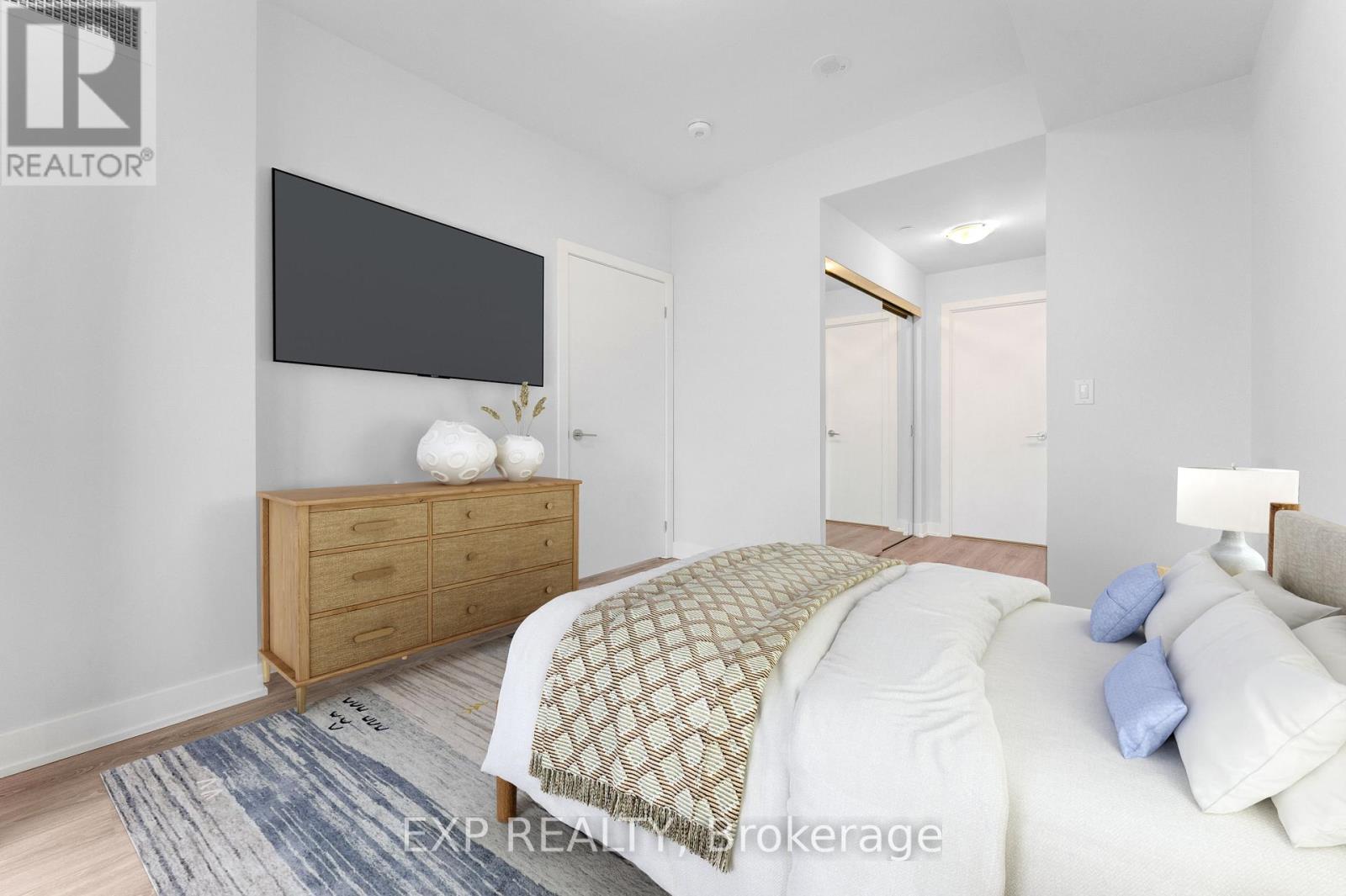 Unit 1406 - 430 Square One Drive, Mississauga, Ontario  L5B 0L6 - Photo 9 - W13004348