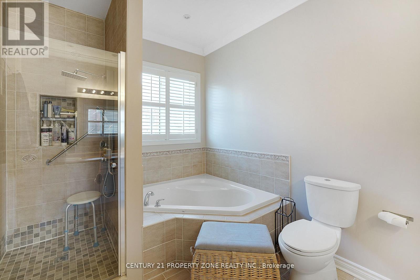 38 Castlegate Boulevard, Brampton, Ontario  L6P 2L3 - Photo 15 - W13004390