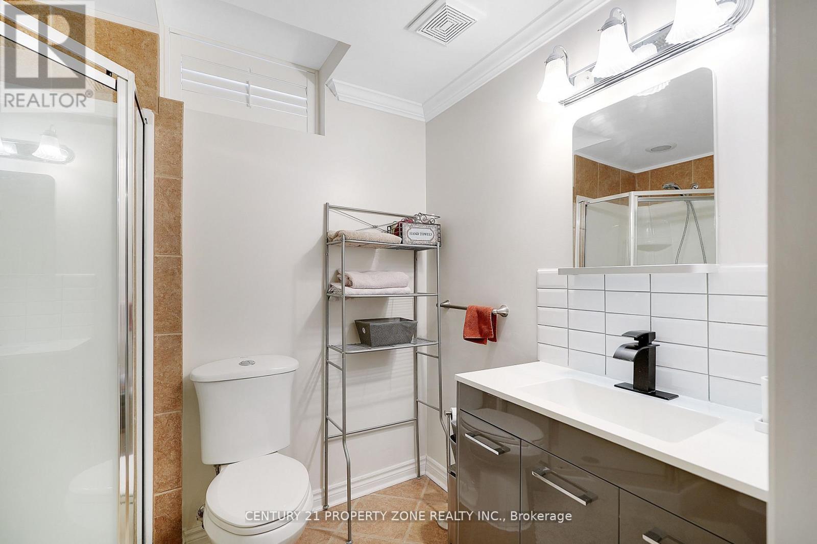 38 Castlegate Boulevard, Brampton, Ontario  L6P 2L3 - Photo 21 - W13004390