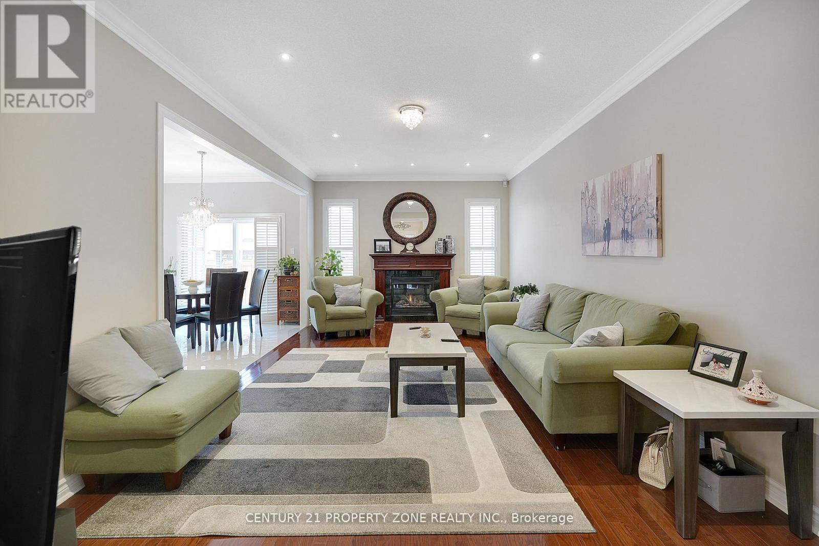 38 Castlegate Boulevard, Brampton, Ontario  L6P 2L3 - Photo 7 - W13004390