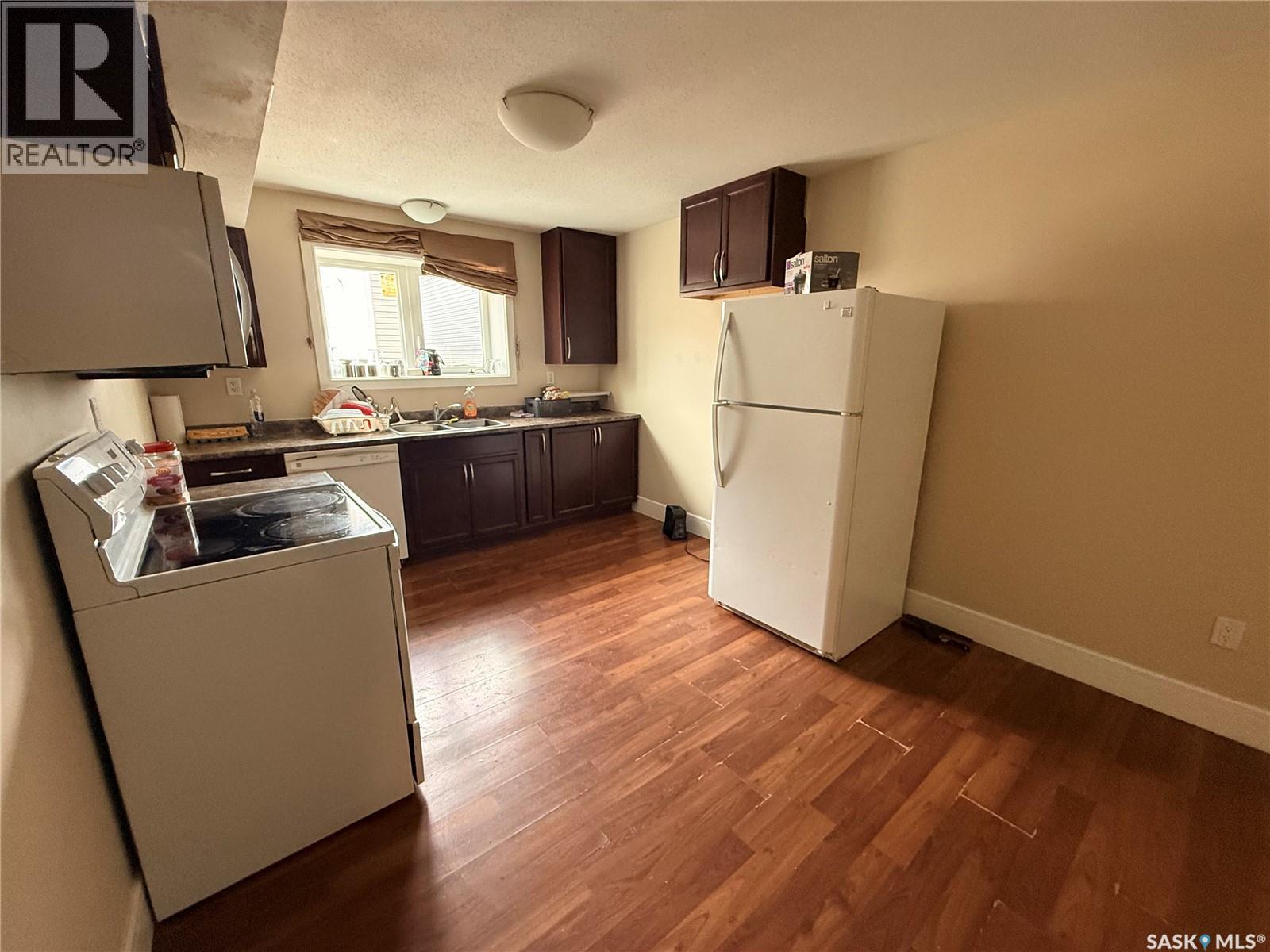 350 Marlatte Street, Saskatoon, Saskatchewan  S7W 0S7 - Photo 33 - SK033042