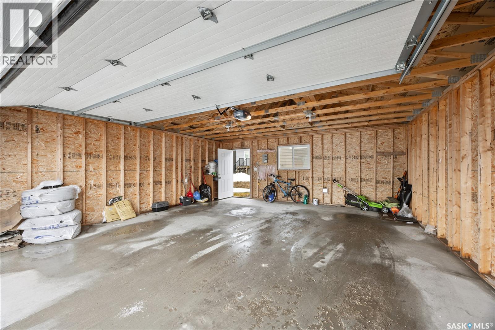 350 Marlatte Street, Saskatoon, Saskatchewan  S7W 0S7 - Photo 42 - SK033042