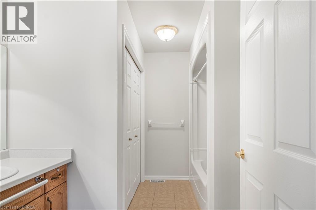 229 Lynden Road Unit# 19, Brantford, Ontario  N3R 8A7 - Photo 13 - 40821086