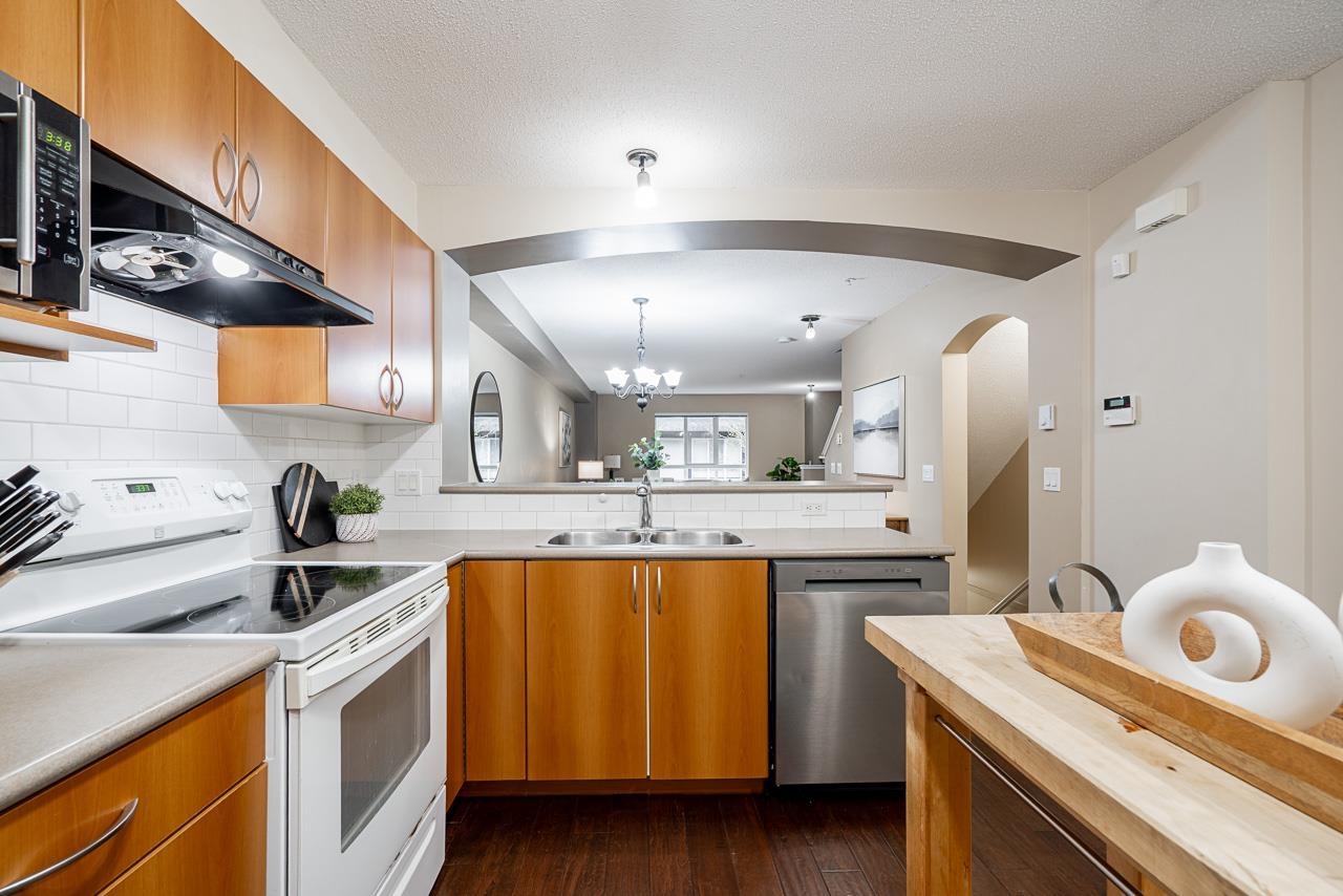 120 6747 203 Street, Langley, British Columbia  V2Y 3B5 - Photo 7 - R3111336