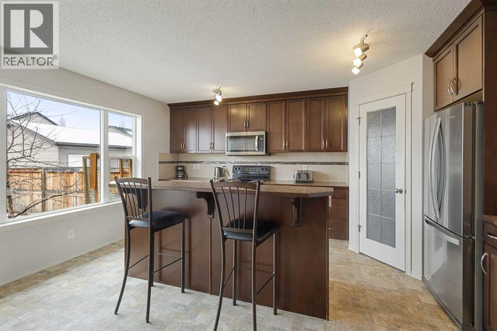 41 Silverado Saddle Avenue SW, Calgary, Alberta  T2X 0H8 - Photo 7 - A2293229