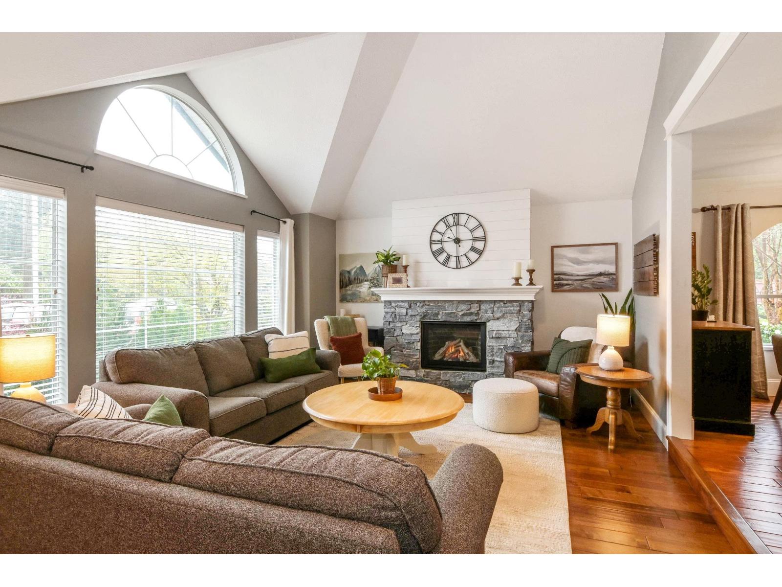 21654 49a Avenue, Langley, British Columbia  V3A 5Z3 - Photo 5 - R3111369