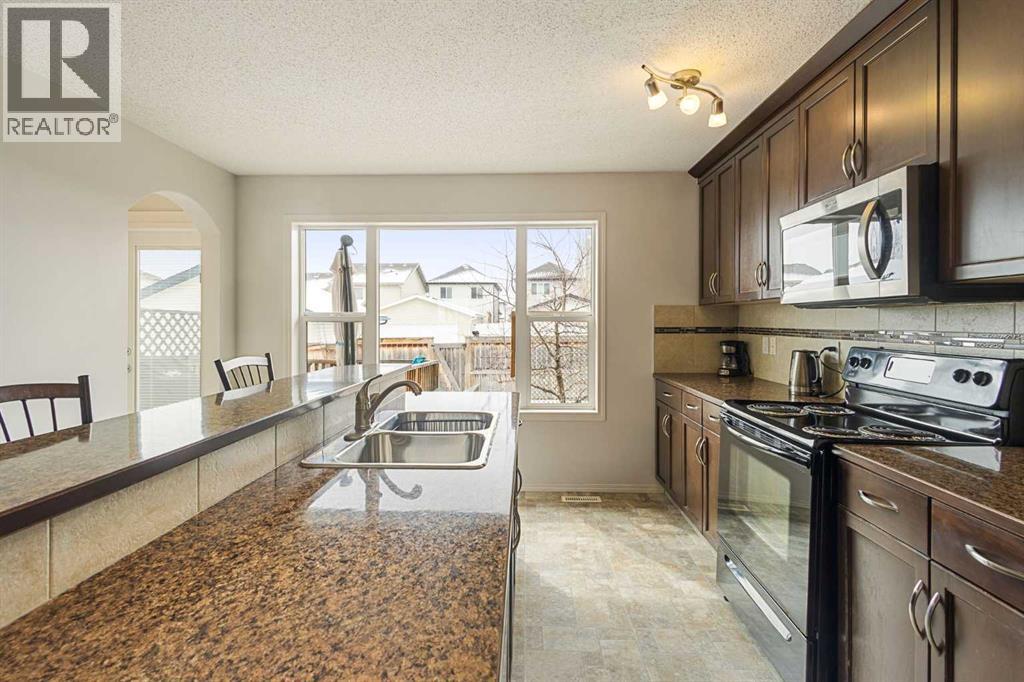 41 Silverado Saddle Avenue SW, Calgary, Alberta  T2X 0H8 - Photo 10 - A2293229