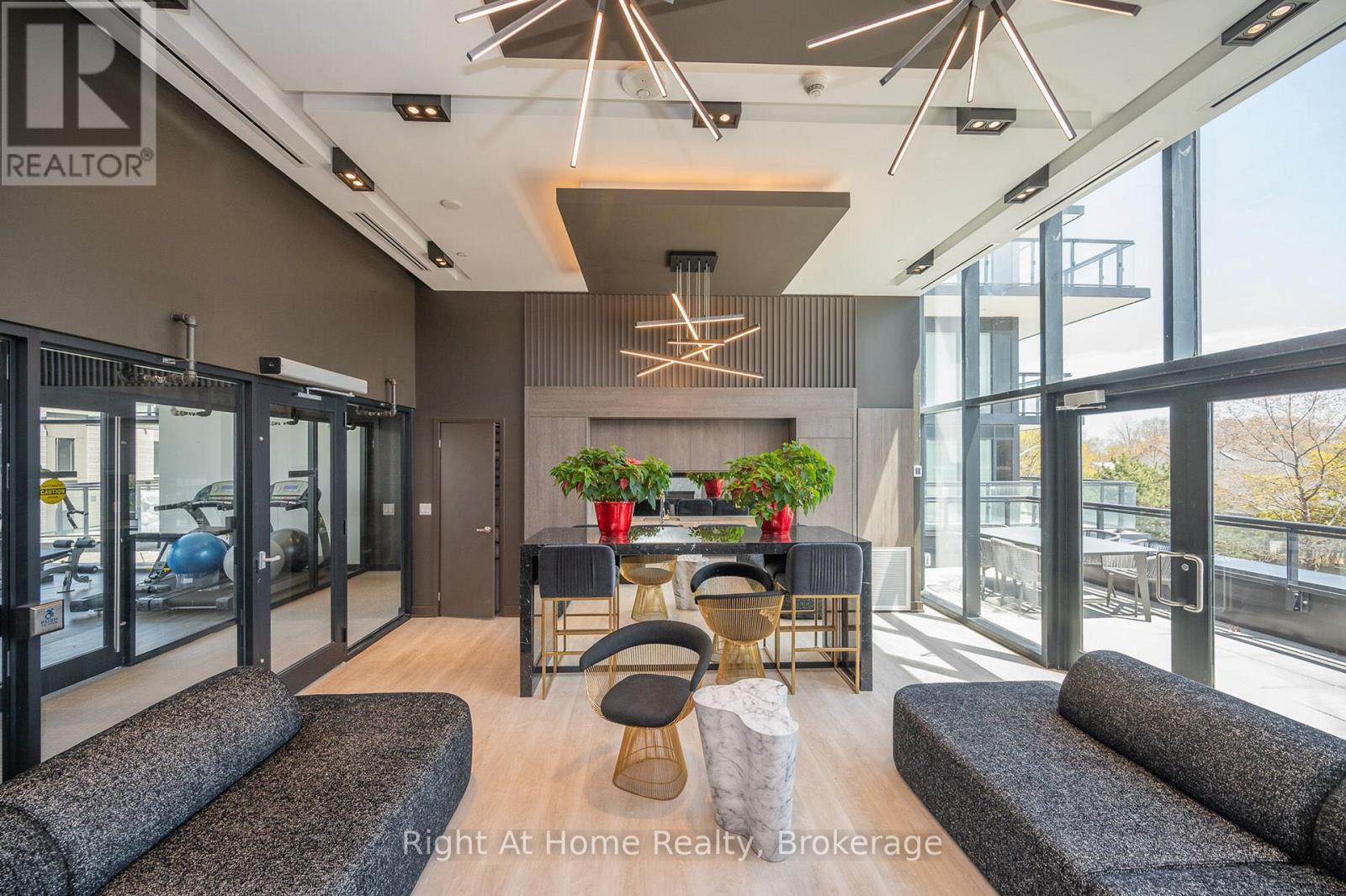 B426 - 1119 Cooke Boulevard, Burlington, Ontario  L7T 0C7 - Photo 38 - W12999658